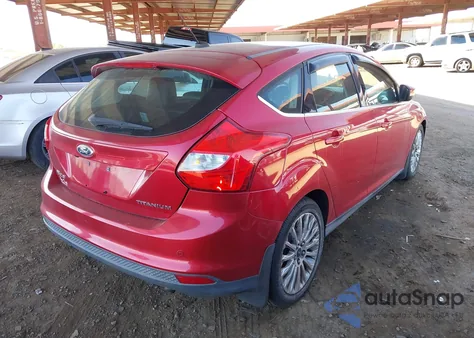 2012 Ford Focus Titanium из США, поврежденный, VIN 1FAHP3N23CL271332